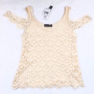 Mason Mackenzie Cream Crochet Overlay Top Blouse Cold Shoulder Lined Size XS